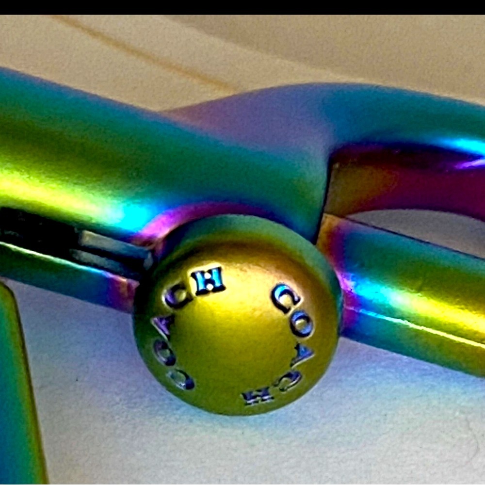 Coach, 3D, oil slick, Iridescent Unicorn, Keychain/fob rare 22949, RARE! - Picture 5 of 13